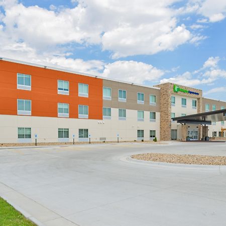 Holiday Inn Express & Suites - Chadron By Ihg מראה חיצוני תמונה