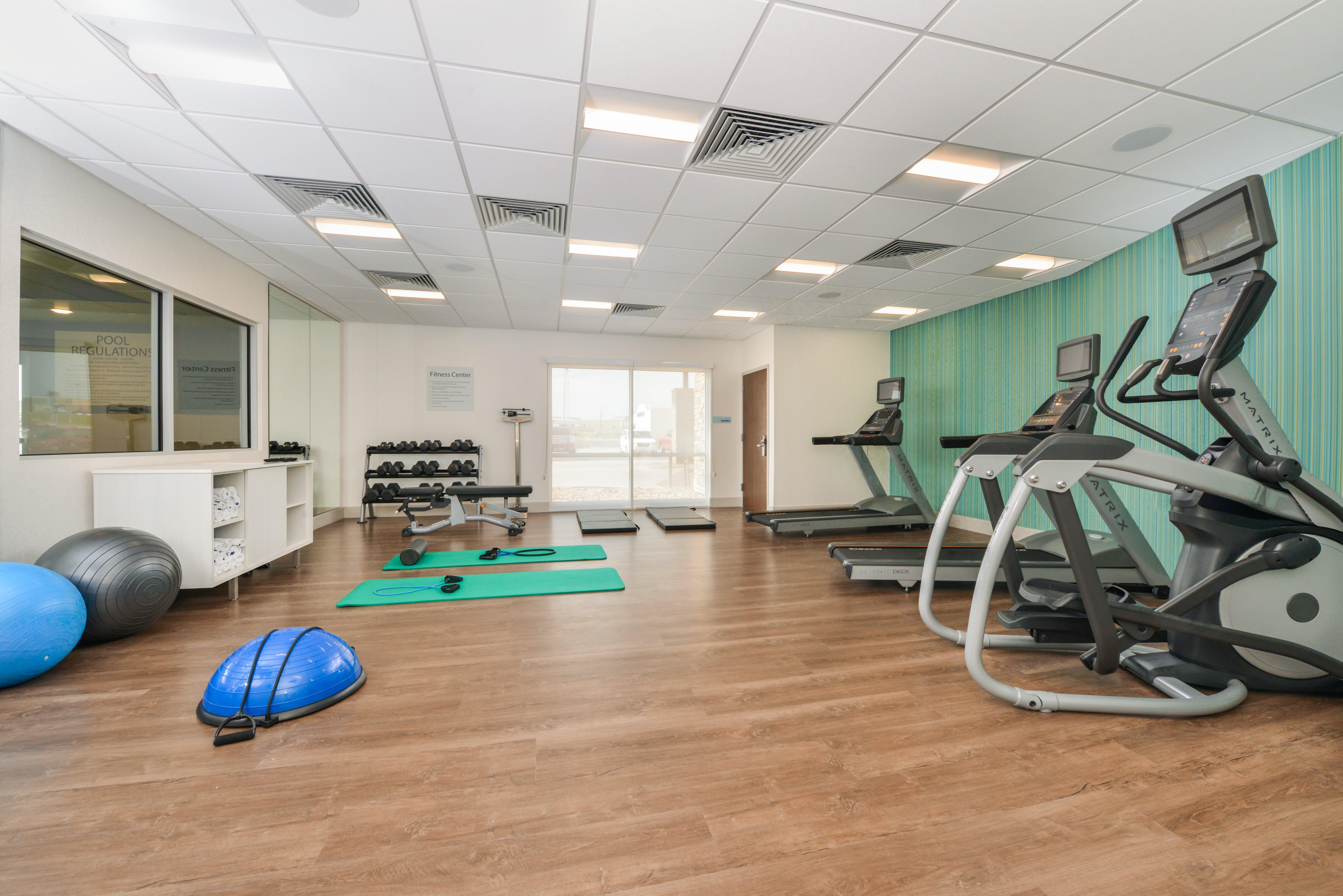 Holiday Inn Express & Suites - Chadron By Ihg מראה חיצוני תמונה